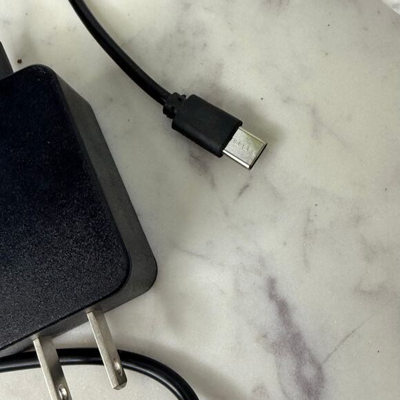 Onn Model ONA16W1037 USB to Micro-B And Additional USB To Micro-B Charger - Picture 2 of 3